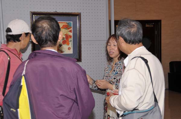 庆祝新中国成立60周年首都文艺家创作精品展开幕 文艺创作